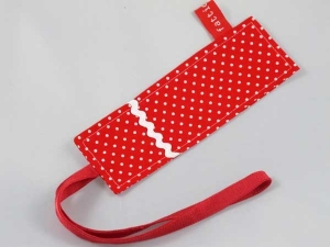 Buchzeichen (rot mit weissen Punkte)