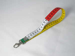 Massband-Anhänger original kurz (weiss..